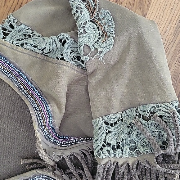 Gimmicks by BKE Army Green Boho Fringe Beaded Jacket, Size Small - Picture 6 of 8